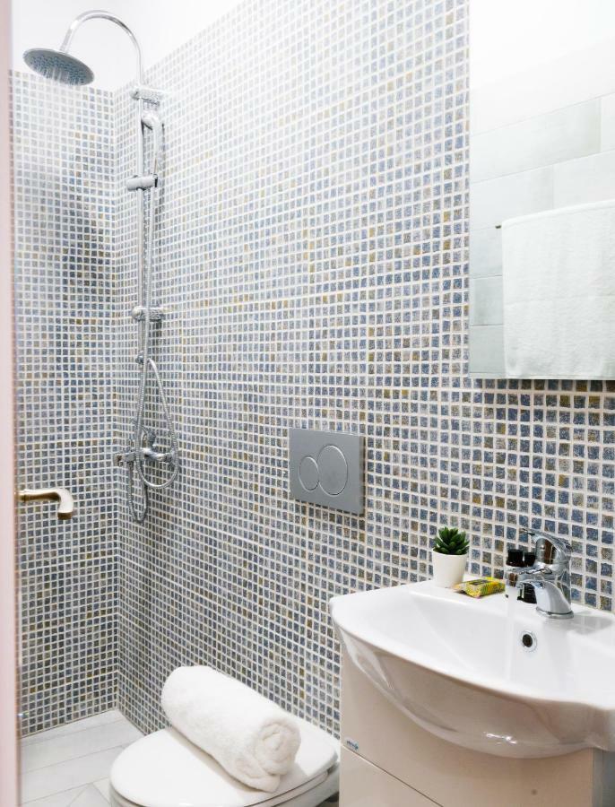 Ch Adrianou Suites Athén Kültér fotó